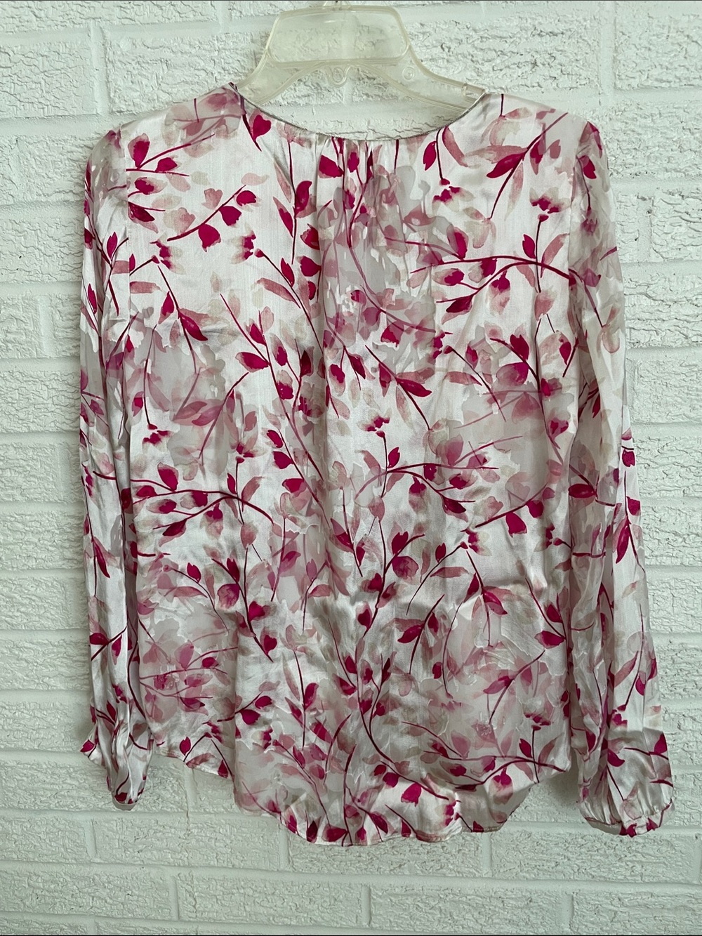 WHBM floral blouse - Picture 2 of 5